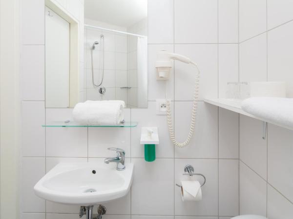 Minimino hotel : photo 8 de la chambre chambre lits jumeaux standard