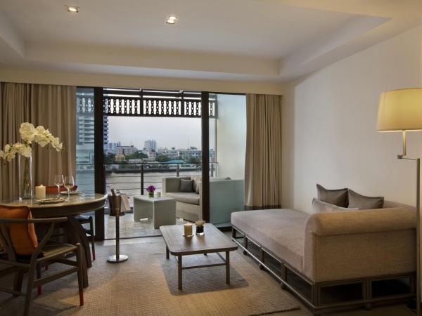Riva Surya Bangkok : photo 5 de la chambre chambre riva premium avec balcon - vue sur fleuve