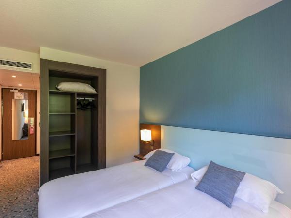 Hôtel Miramont : photo 6 de la chambre chambre lits jumeaux - vue sur montagne
