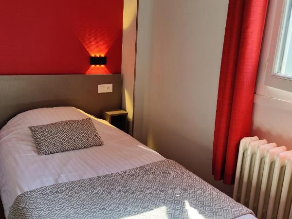 Hotel Des Lices - Angers : photo 1 de la chambre chambre simple