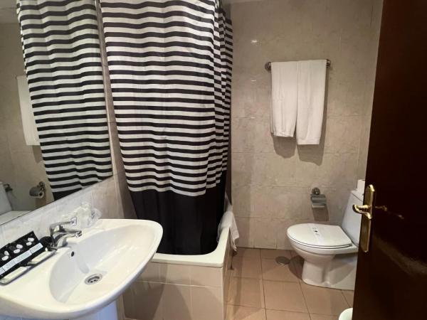 Hotel El Cisne : photo 8 de la chambre chambre double basique