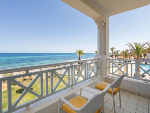 Radisson Blu Resort & Thalasso Hammamet : photo 4 de la chambre chambre double supérieure avec balcon - vue sur mer
