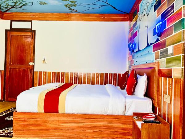 Thamel Seasons Hotel : photo 9 de la chambre chambre double deluxe avec baignoire