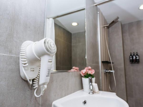 Lucky House Khaosan : photo 6 de la chambre chambre supérieure lit queen-size