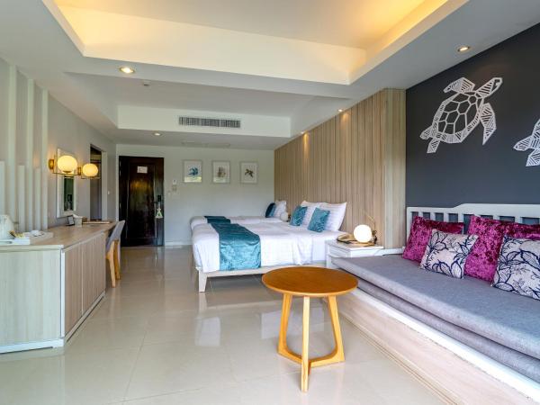 Khaolak Emerald Surf Beach Resort and Spa - SHA Extra Plus : photo 8 de la chambre grande chambre familiale de luxe