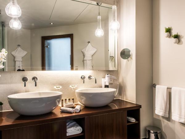 Kenzi Tower Hotel : photo 5 de la chambre chambre privilège avec 2 lits queen-size - vue sur ville