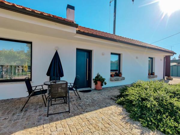 Casa do Casal - Country House with Swimming Pool : photo 1 de la chambre appartement - rez-de-chaussée