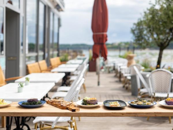 Hôtel De La Vallée : photo 2 de la chambre chambre double avec balcon - côté mer