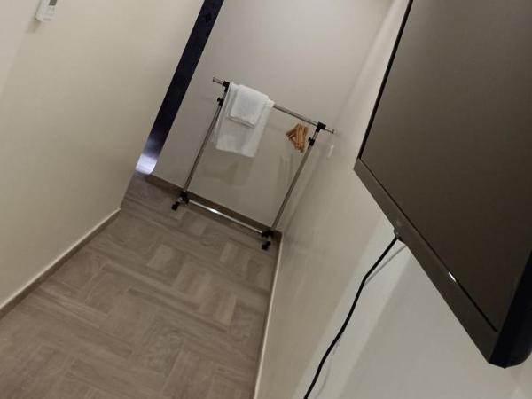 AP HOTEL NAVAS : photo 9 de la chambre appartement - rez-de-chaussée