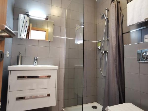 Résidence Saint Michel : photo 2 de la chambre studio