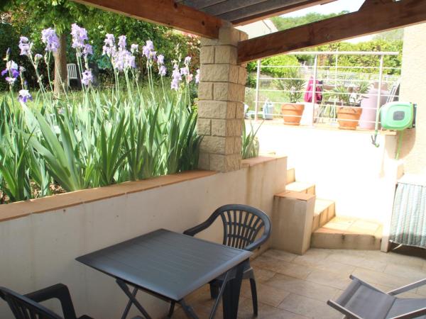 Chambres d'hôtes Elisa & Etienne : photo 3 de la chambre studio avec vue sur jardin