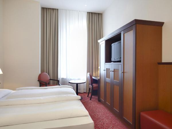 Hotel Hafen Hamburg : photo 3 de la chambre chambre double - matelot