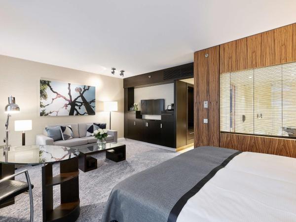 Hotel Kö59 Düsseldorf - Member of Hommage Luxury Hotels Collection : photo 3 de la chambre chambre lit king-size deluxe