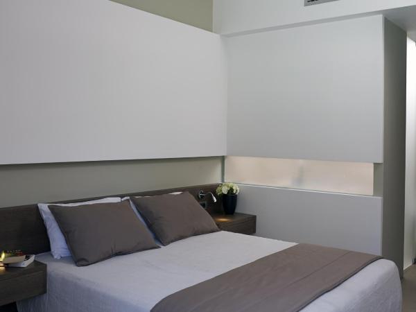 Angela Downtown Hotel : photo 1 de la chambre superior double room with small balcony