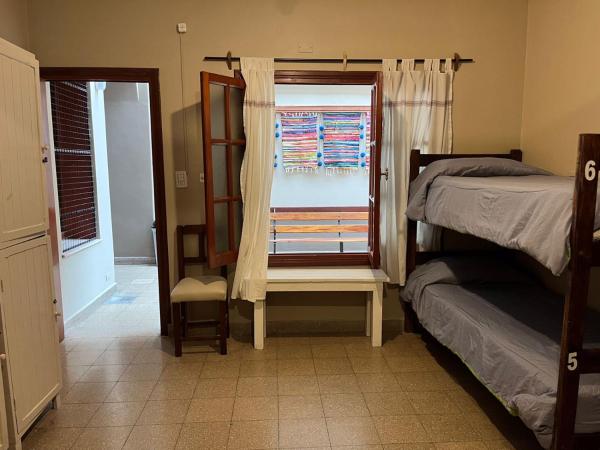 Ferienhaus Hostel Salta : photo 5 de la chambre lit simple dans dortoir à 6 lits