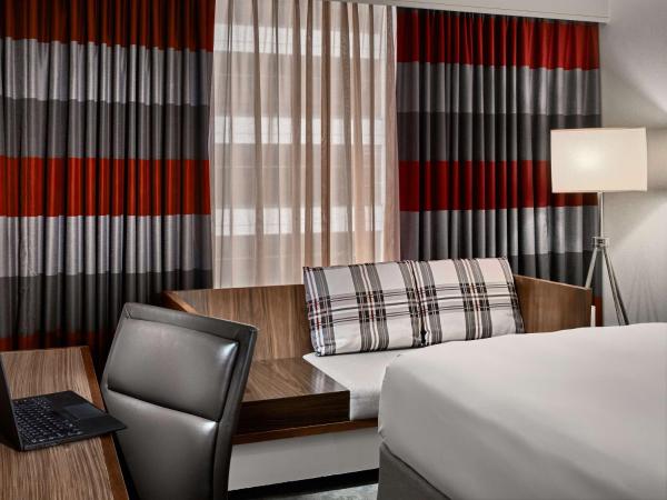 Sonesta Philadelphia Rittenhouse Square : photo 3 de la chambre chambre de luxe avec 1 lit king-size