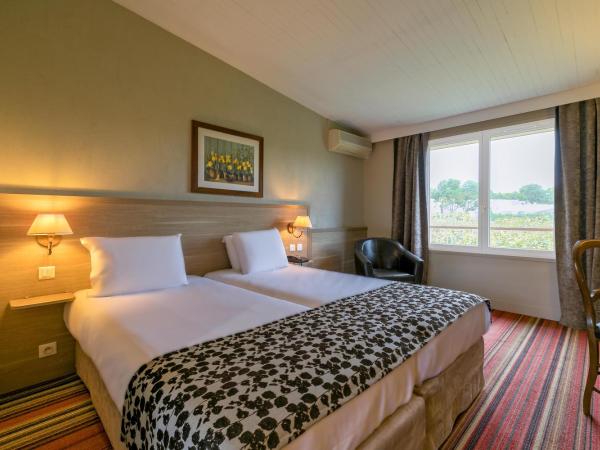 Kyriad Prestige Beaune le Panorama : photo 3 de la chambre chambre lits jumeaux