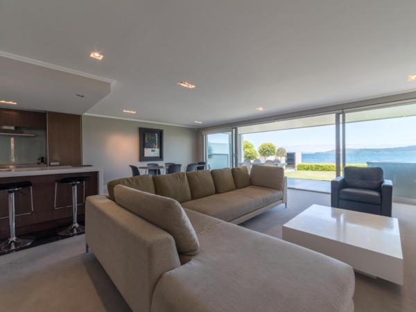 Sacred Waters Taupo : photo 4 de la chambre appartement 4 chambres face au lac