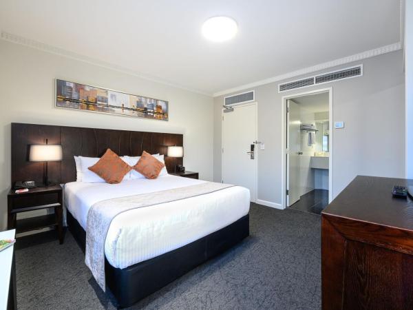 Hotel Grand Chancellor Adelaide : photo 3 de la chambre hébergement exécutif lit king-size plus