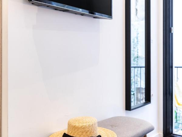 PAME House : photo 9 de la chambre chambre double avec balcon