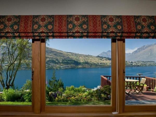 Pencarrow Boutique Lodge : photo 5 de la chambre suite avec vue sur lac