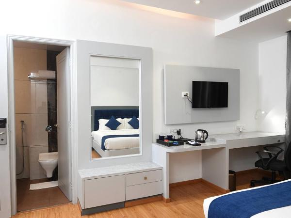 Kyriad Hotel Pimpri : photo 3 de la chambre grande chambre double