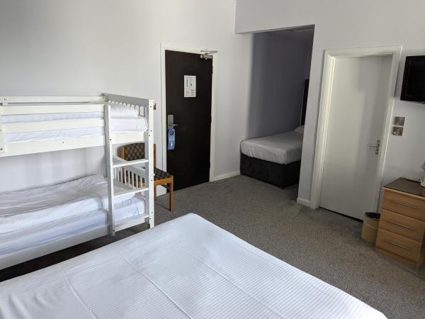 Suncliff Hotel - OCEANA COLLECTION : photo 3 de la chambre chambre familiale standard (6 personnes)