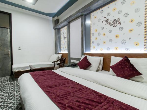 Hotel Baba Deluxe -By RCG Hotels : photo 2 de la chambre chambre triple classique
