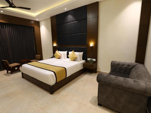 Mayuraa Residency : photo 2 de la chambre suite exécutive
