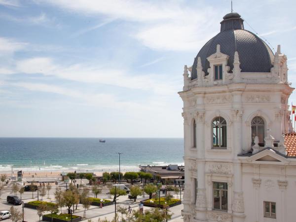 Hotel Hoyuela : photo 1 de la chambre suite junior - vue sur mer