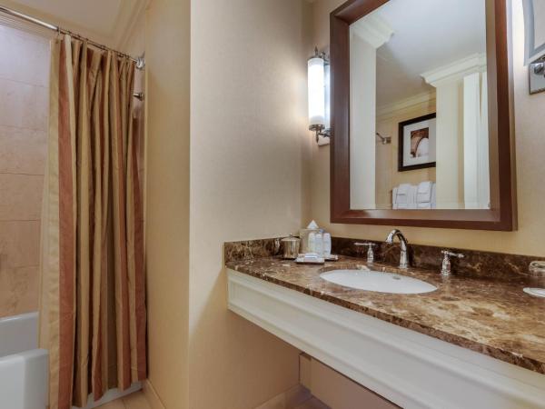 Omni William Penn Hotel : photo 7 de la chambre chambre deluxe – un lit queen-size