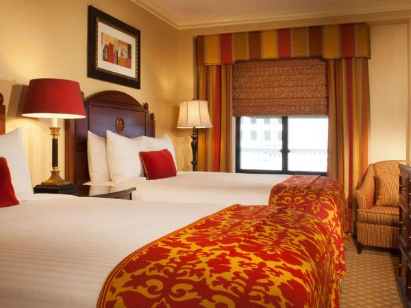 Boston Omni Parker House Hotel : photo 1 de la chambre chambre de luxe avec 2 lits doubles