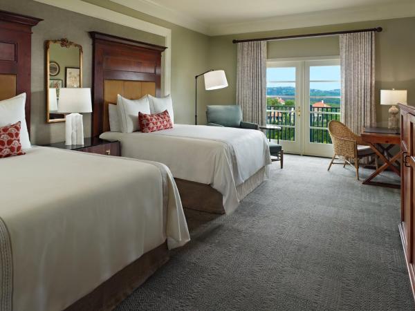 Omni Barton Creek Resort and Spa Austin : photo 8 de la chambre chambre premier avec 2 lits queen-size