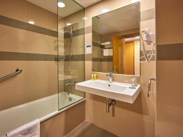 Don Juan Resort Affiliated by FERGUS : photo 5 de la chambre chambre lits jumeaux