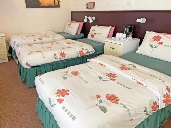 The Helmshore : photo 1 de la chambre chambre triple