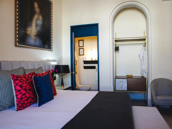 GALA Hotel Boutique : photo 2 de la chambre suite deluxe avec lit king-size