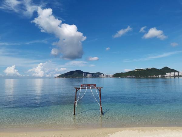 Mandarin Oriental, Sanya : photo 4 de la chambre chambre lit king-size - vue sur océan