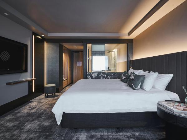 Pullman Melbourne On the Park : photo 9 de la chambre chambre lit king-size exécutive deluxe avec accès au salon - Étage supérieur