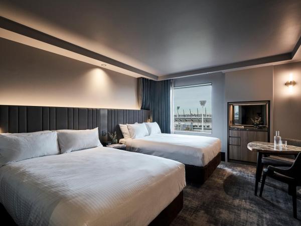 Pullman Melbourne On the Park : photo 4 de la chambre chambre double supérieure avec deux lits doubles