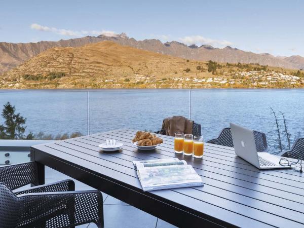 Oaks Queenstown Shores Resort : photo 2 de la chambre four bedroom penthouse - no housekeeping