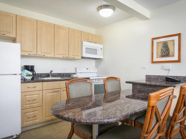 Aston Waikiki Sunset : photo 5 de la chambre suite 1 chambre avec vue sur montagne