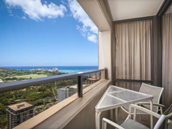 Aston Waikiki Sunset : photo 10 de la chambre suite 2 chambres avec vue sur océan