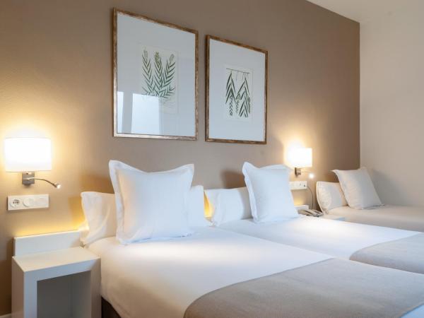 Hotel Alcázar : photo 1 de la chambre chambre triple confort