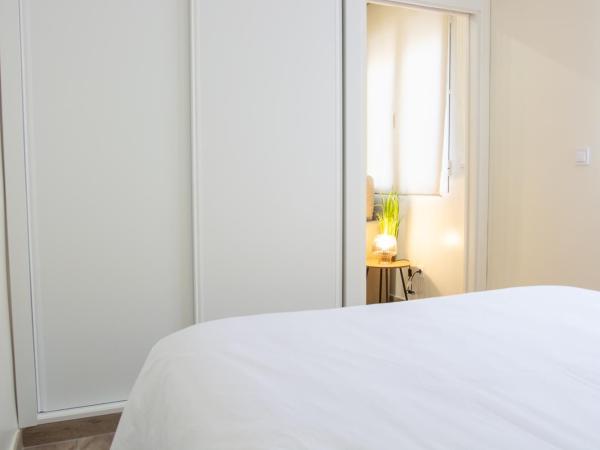 AP HOTEL NAVAS : photo 8 de la chambre appartement standard