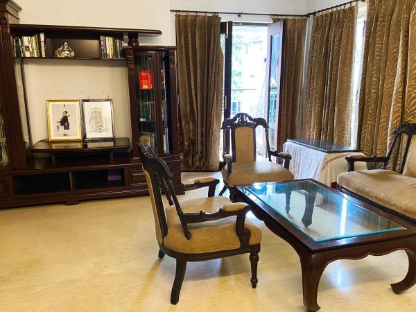 The Aster Homestay - Bedrooms & Apartments : photo 7 de la chambre appartement avec balcon