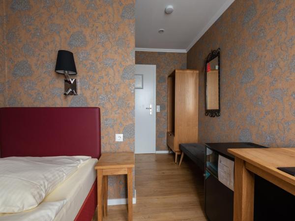 Hotel Kurfürstenhof : photo 3 de la chambre chambre simple