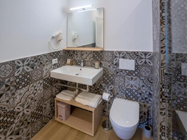 Cuore di Sorrento Suites : photo 8 de la chambre suite familiale avec balcon