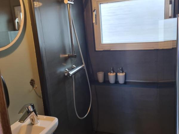 La Cabine du Capitaine : photo 9 de la chambre bateau