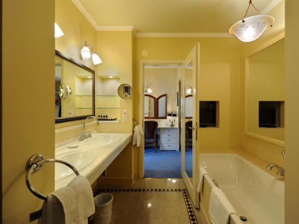 Unique Hotel Innere Enge : photo 5 de la chambre suite supérieure