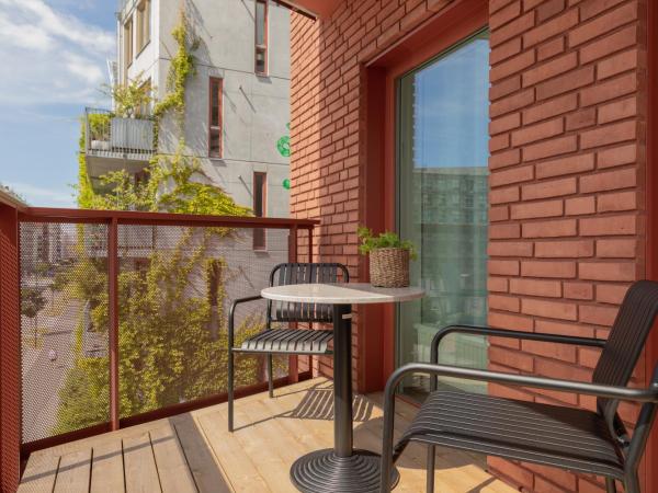 The More Hotel Västra Hamnen : photo 8 de la chambre appartement 1 chambre avec balcon